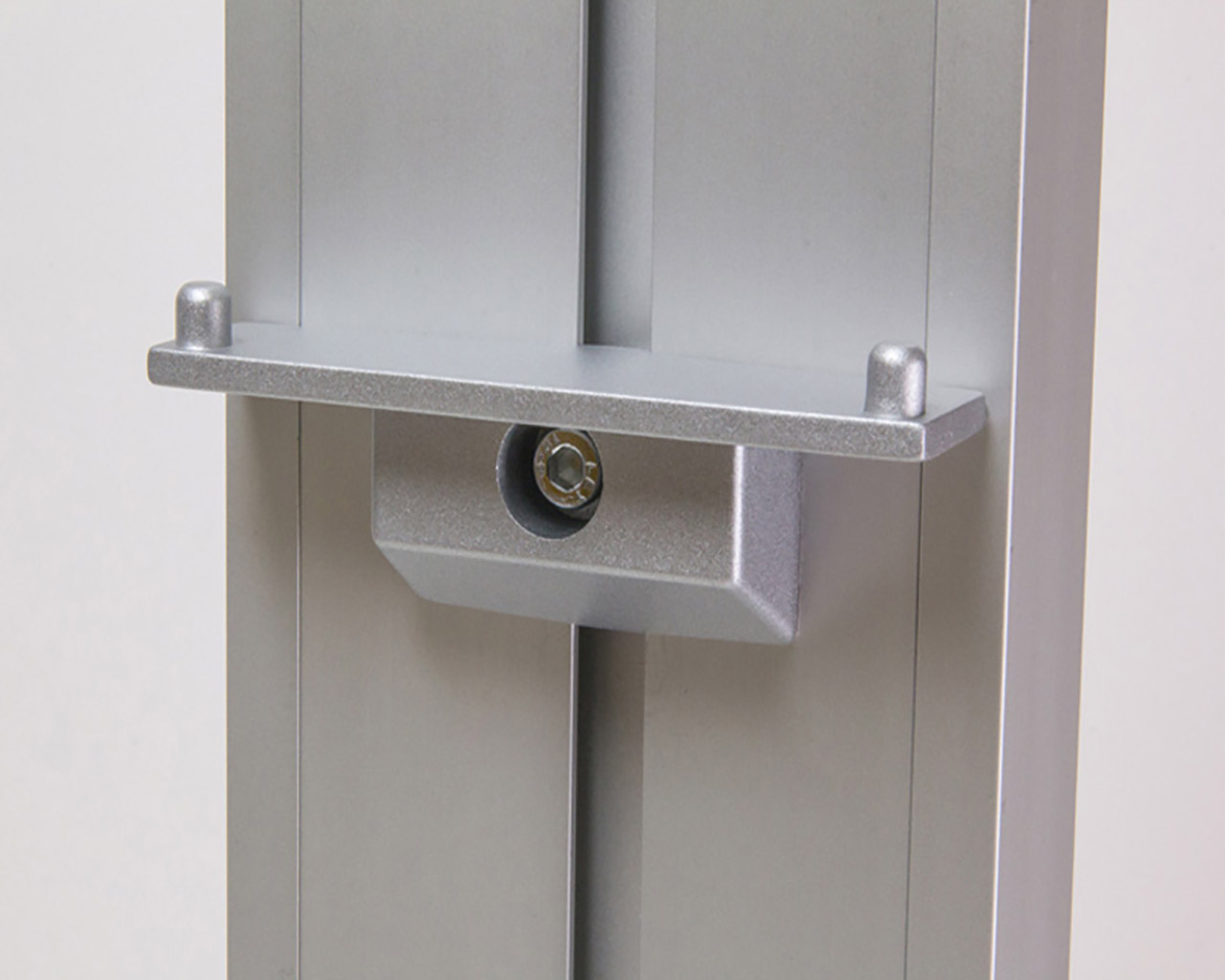 Korpushalter für offene Schranksysteme | PREMIUM