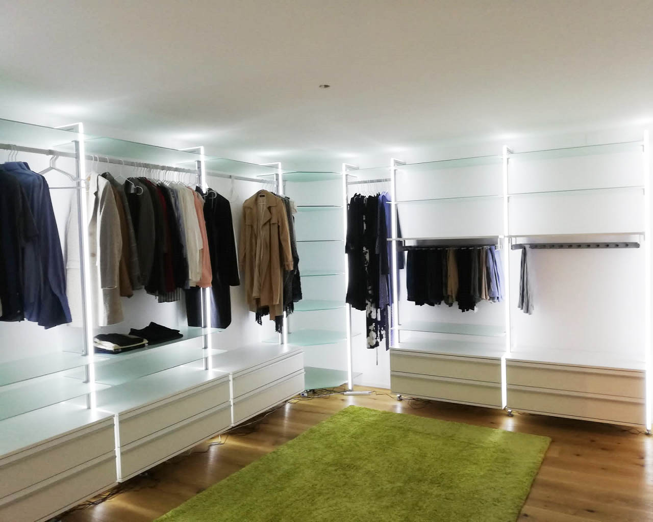 begehbarer_kleiderschrank_zuerich_frank_schranksysteme