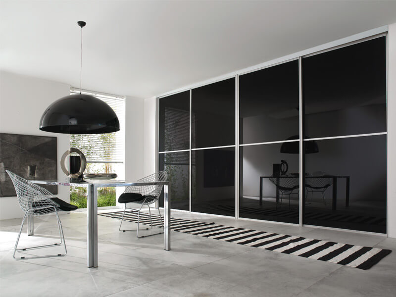 Schiebetür FLY Duo als Trennwand zwischen 2 Räumen, Füllung Glas Schwarz