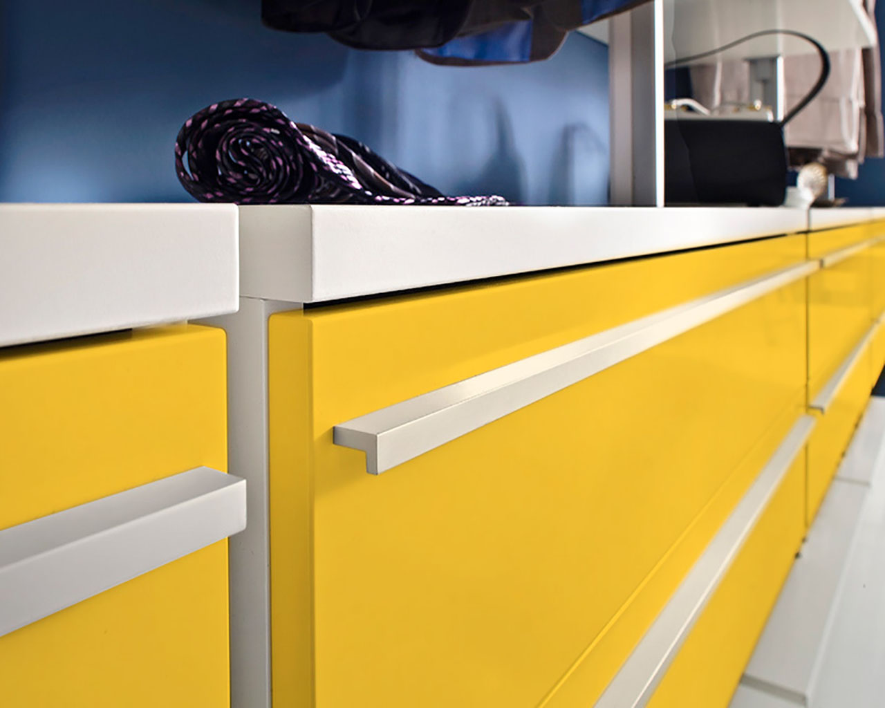 Schubkastenelement Weiß/Sonnengelb